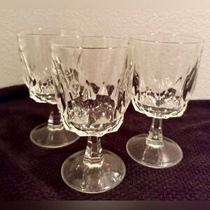 3 Arcoroc “Artic” wine glasses. Vintage  9.5oz
